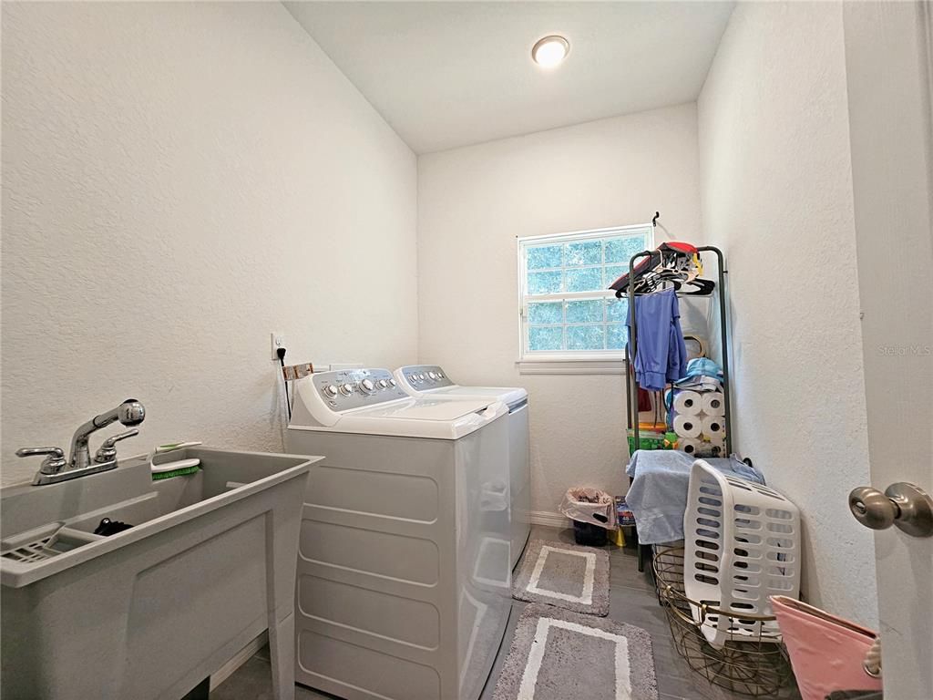 Interior, Recessed Lighting, Washer