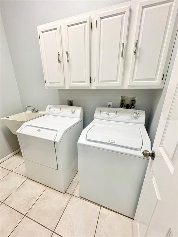 Interior, Washer