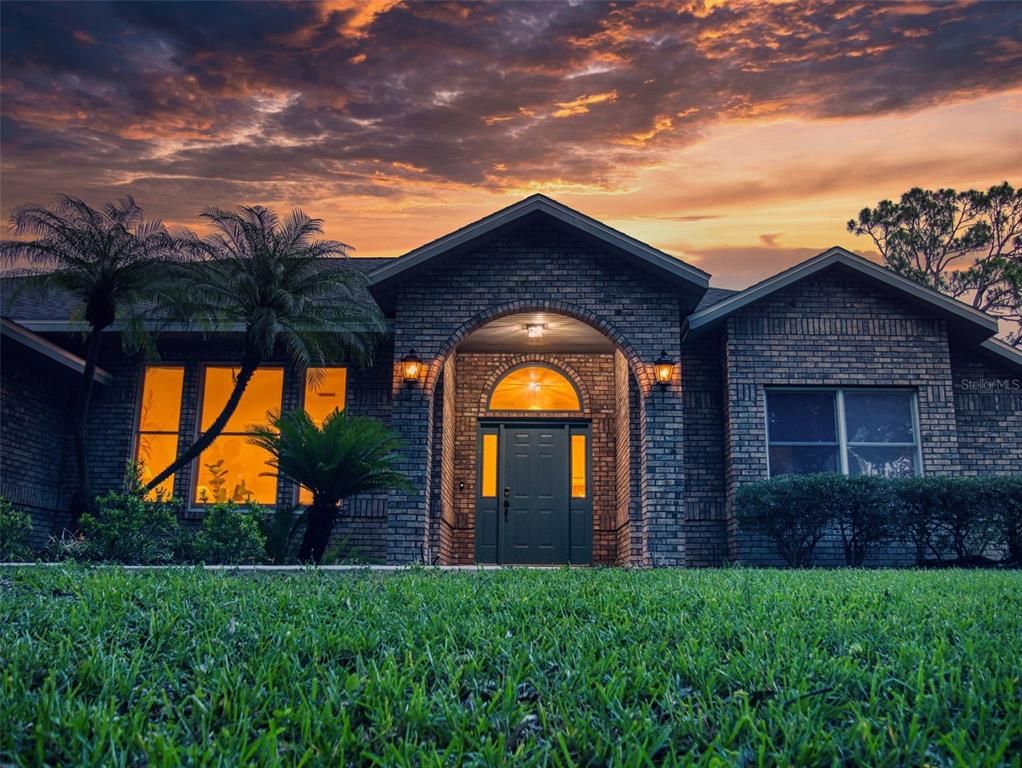 Exterior, Facade, Brick Facade, Brick Traditional