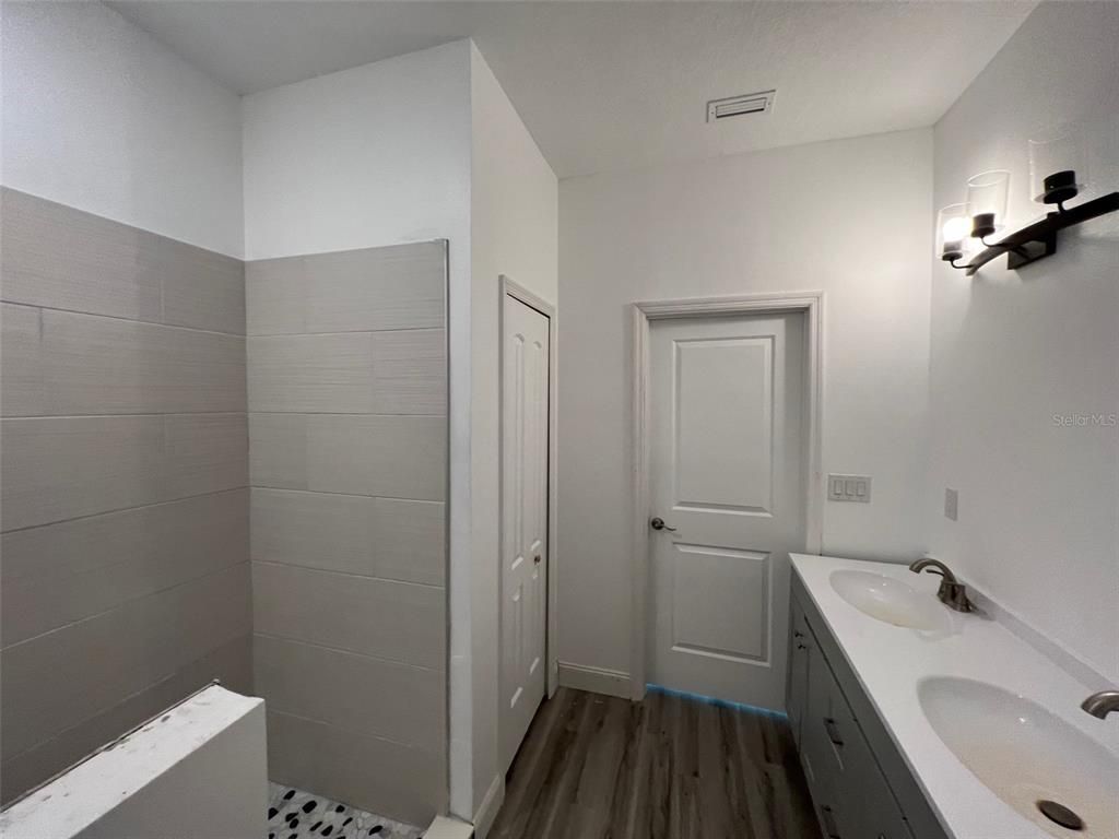 Bathroom, Dual Sink Vanities, Interior, Wood Texture Flooring