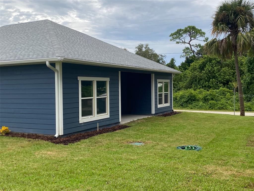 Backyard, Exterior