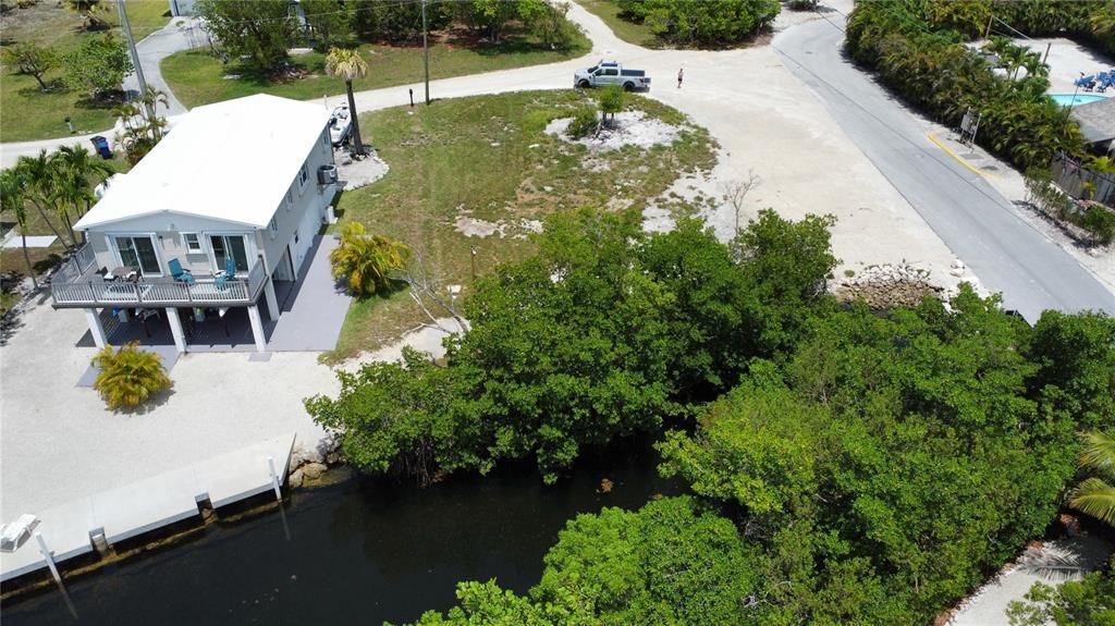 Exterior, Drone