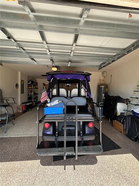 Garage, Interior