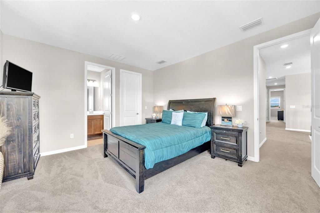 Bedroom, Interior, Recessed Lighting