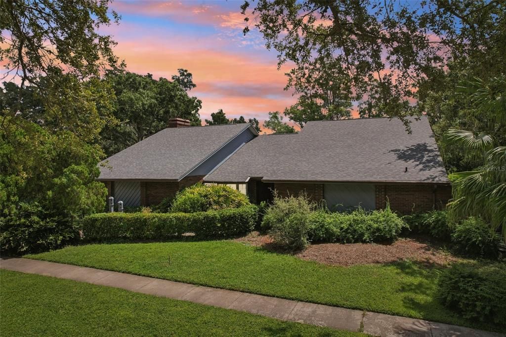 Exterior, Facade, Brick Facade, Ranch
