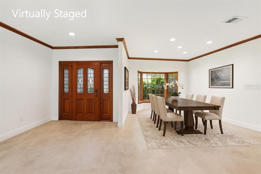 Dining room, Interior, Recessed Lighting