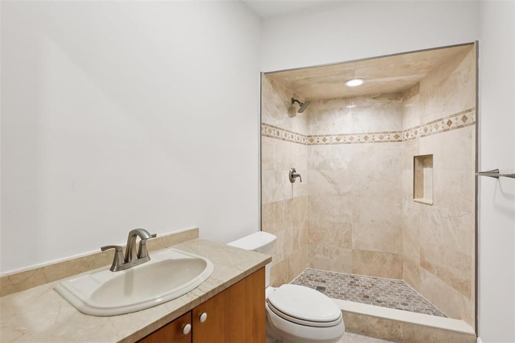Bathroom, Interior, Recessed Lighting
