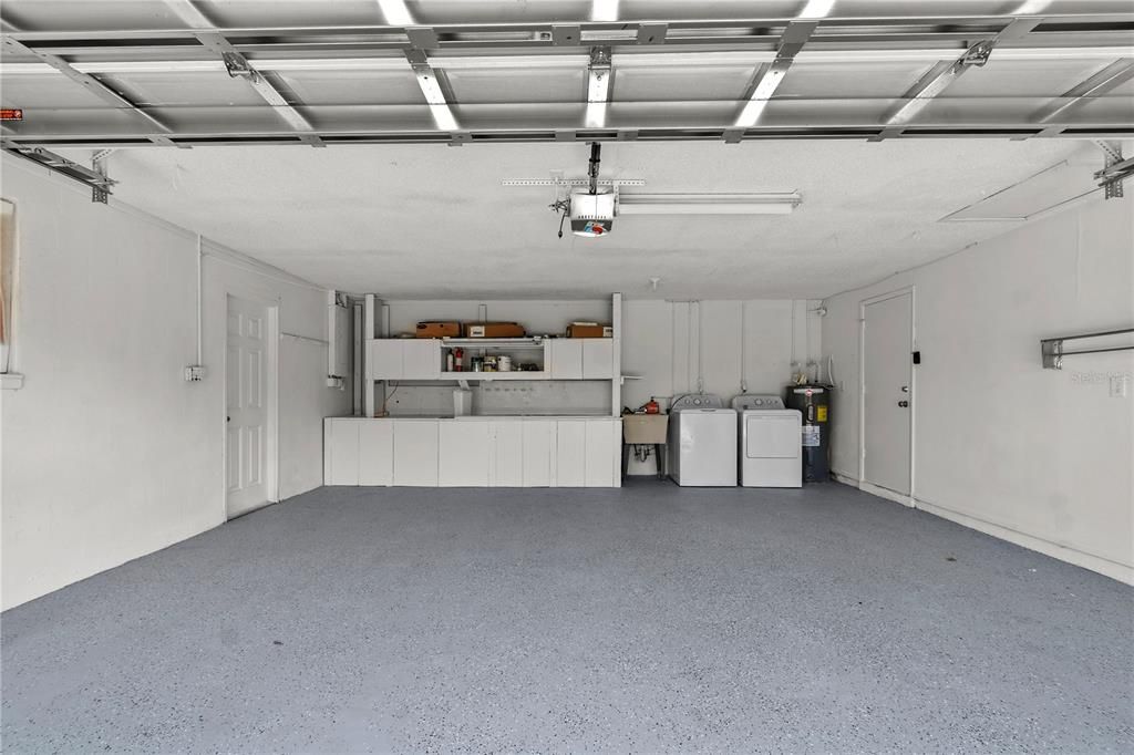 Garage, Interior, Washer