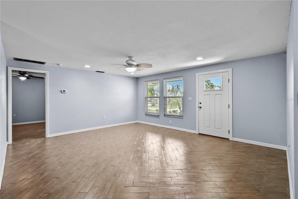 Empty room, Interior, Recessed Lighting, Wood Texture Flooring