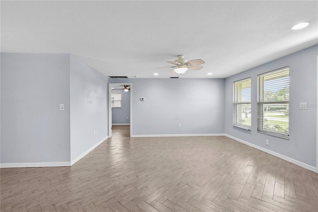 Empty room, Interior, Recessed Lighting, Wood Texture Flooring