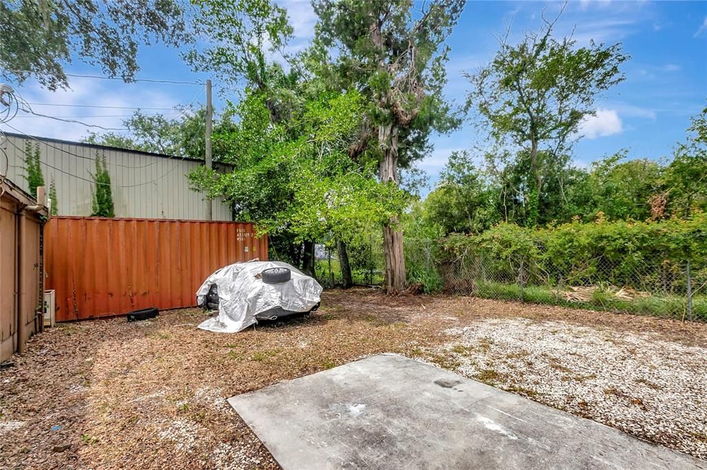 Backyard, Exterior