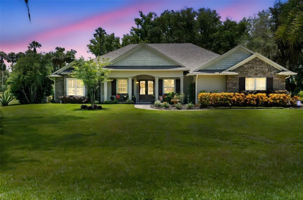 Backyard, Exterior, Facade, Ranch