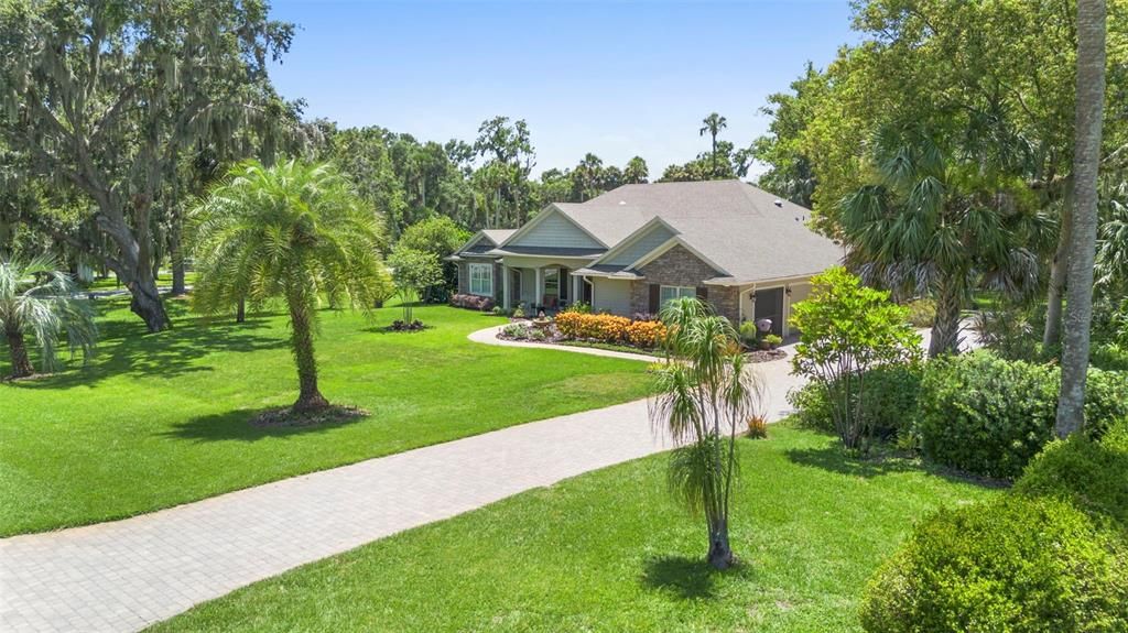Backyard, Exterior, Facade, Ranch