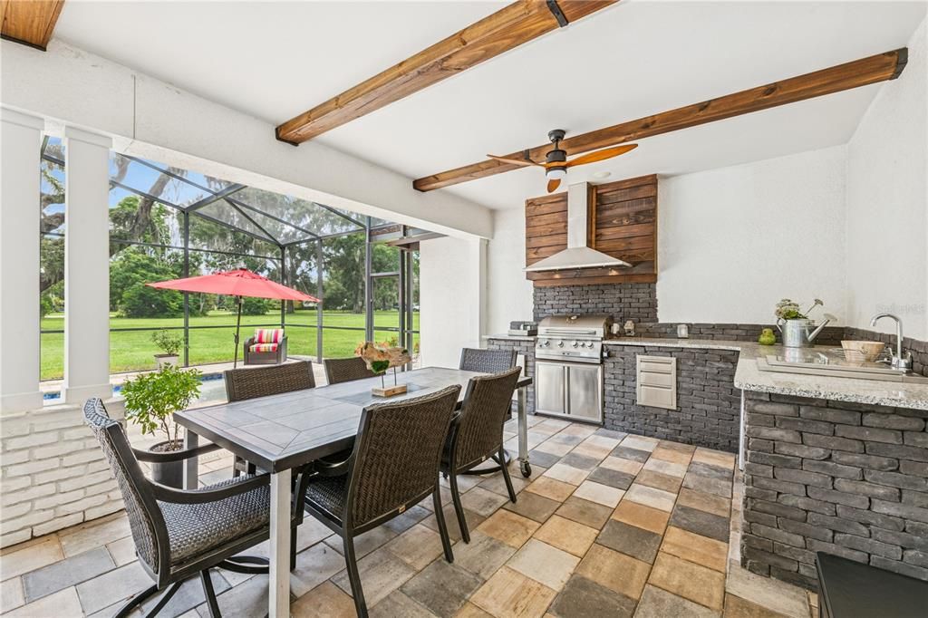 Dining room, Glass Ceilings, Interior, Sun Room, Wooden Beams