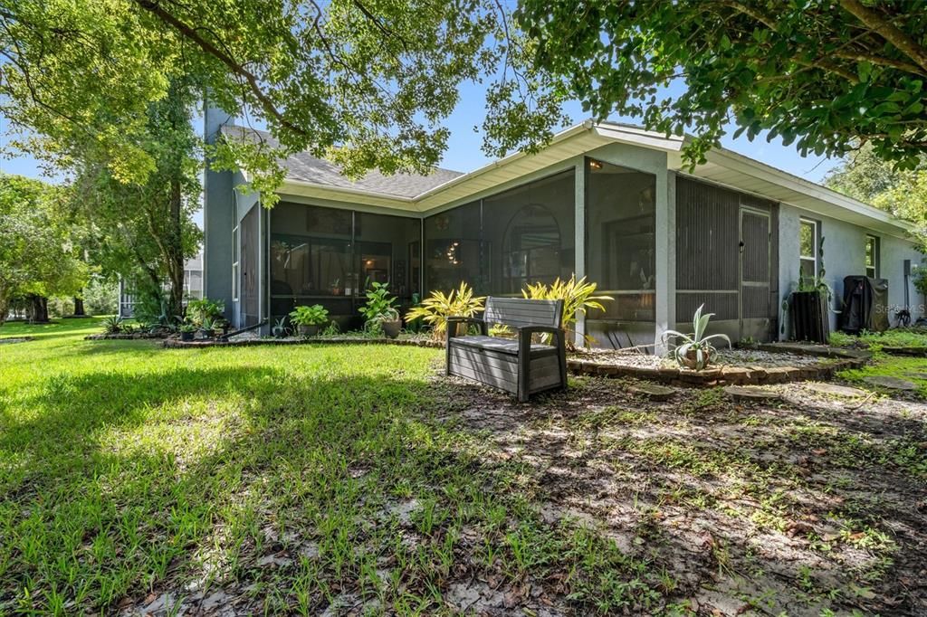 Backyard, Exterior