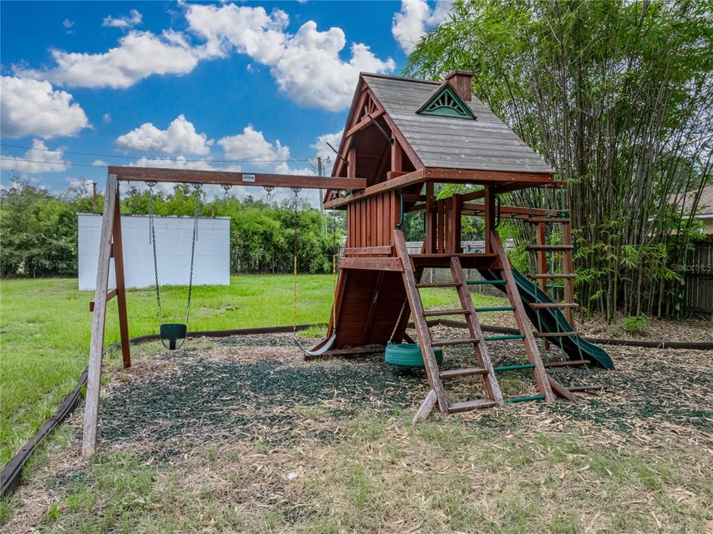 Backyard, Exterior, Playground