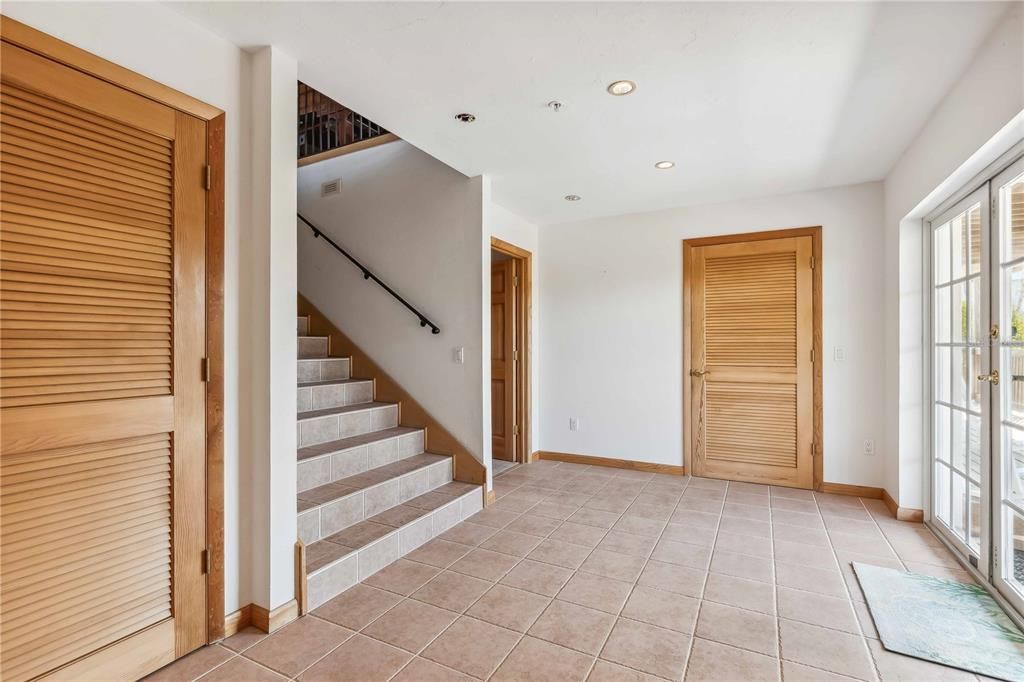 Interior, Recessed Lighting