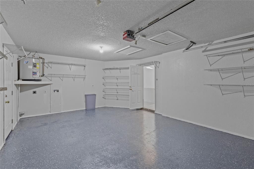 Garage, Interior