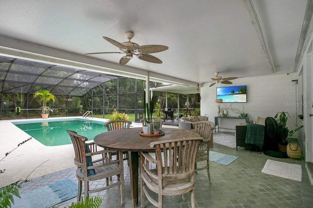 Dining room, Glass Ceilings, Interior, Pool, Sun Room