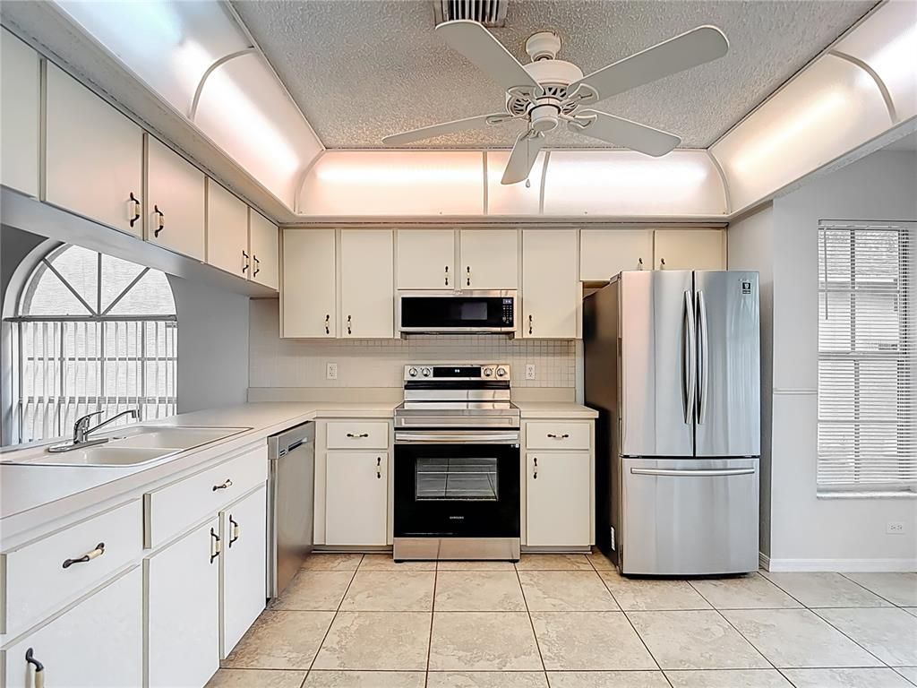 Interior, Kitchen, Stainless Steel Appliances