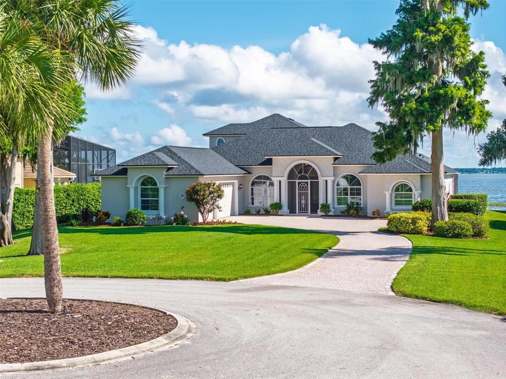 Backyard, Exterior, Facade, Water, French Provincial