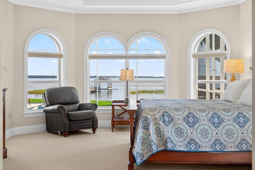 Bedroom, Interior, Water