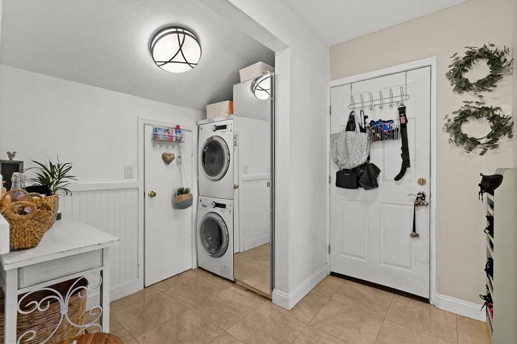 Interior, Utility Closets, Washer