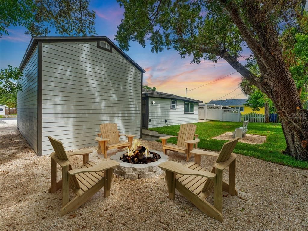 Backyard, Exterior