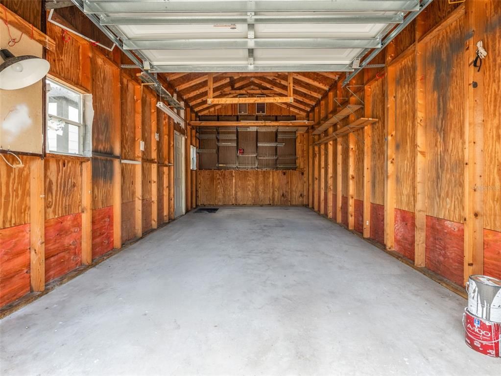 Garage, Interior, Wooden Beams, Wooden Walls