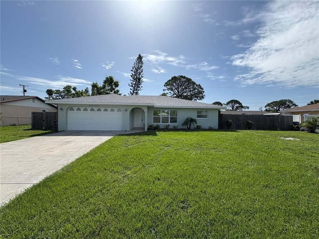 Attached, Backyard, Exterior, Facade, Ranch