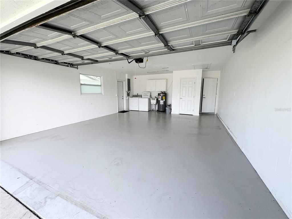Garage, Interior
