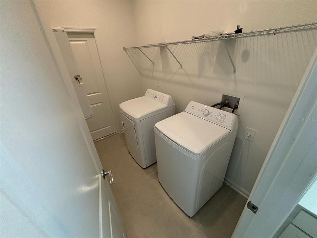 Interior, Washer