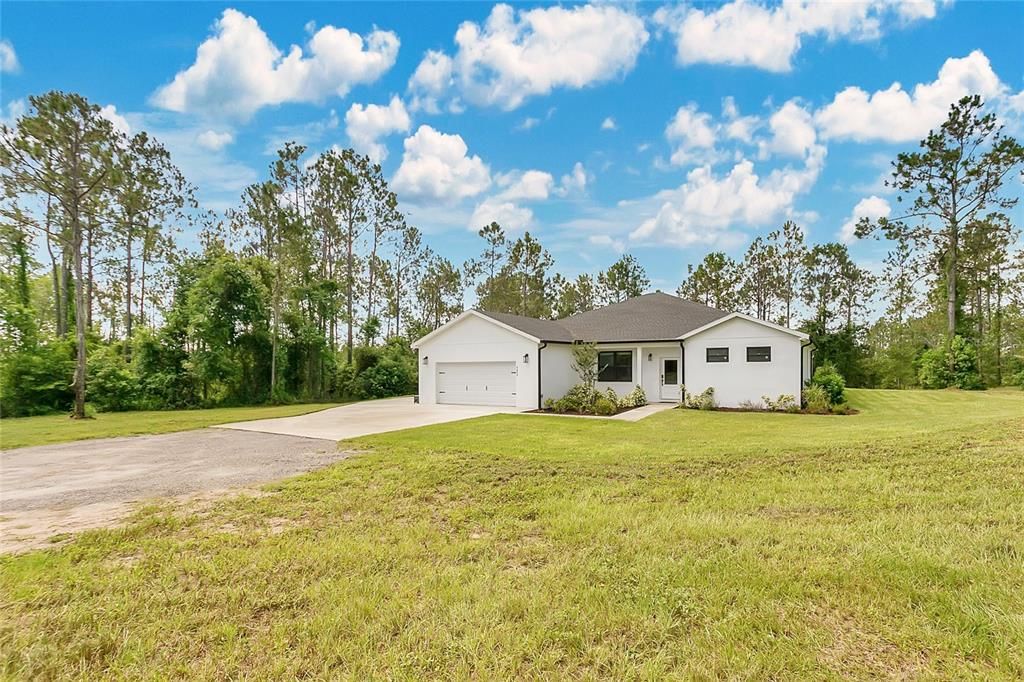 Backyard, Detached Garage, Exterior