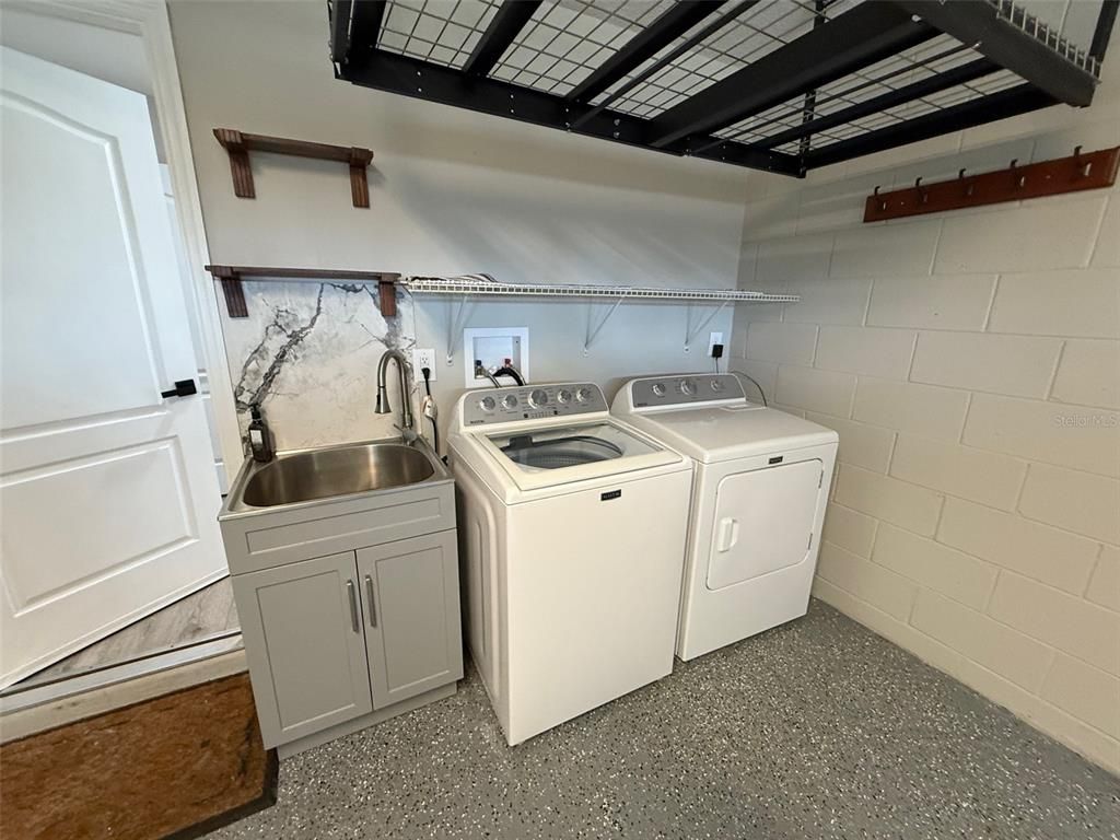 Interior, Washer