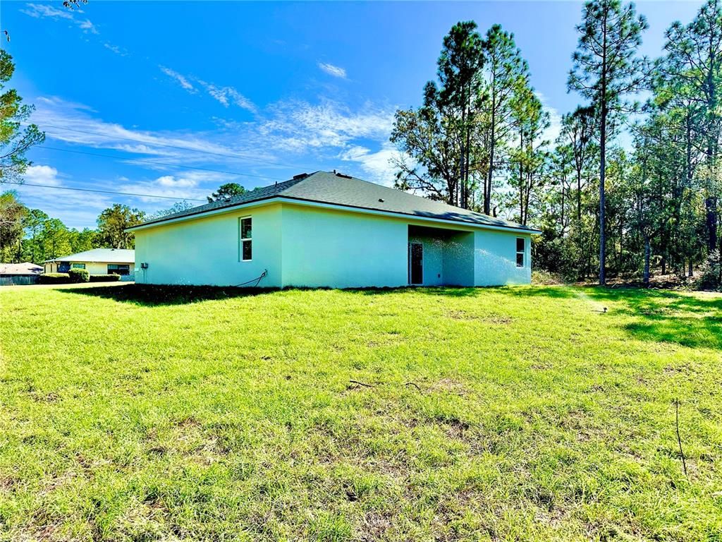 Backyard, Exterior