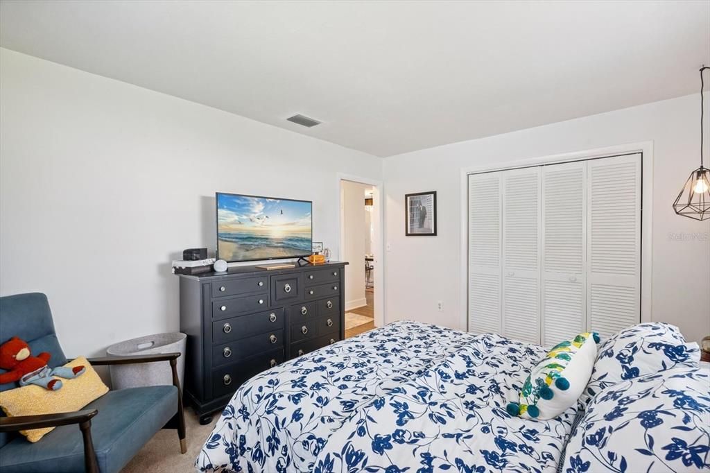 Bedroom, Interior, Pendant Lights