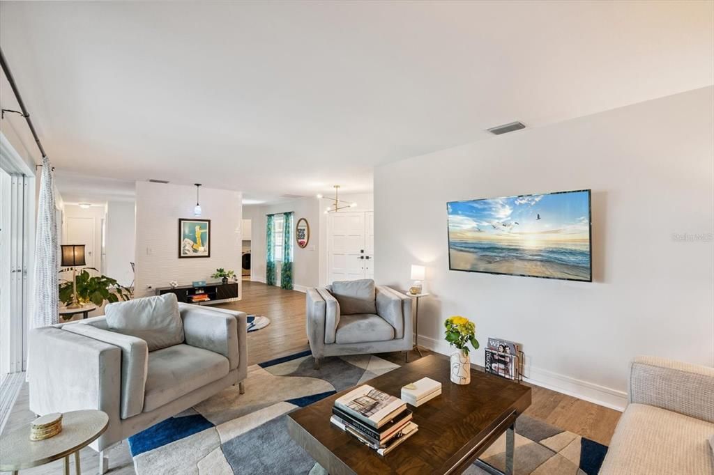 Interior, Living room, Pendant Lights, Wood Texture Flooring