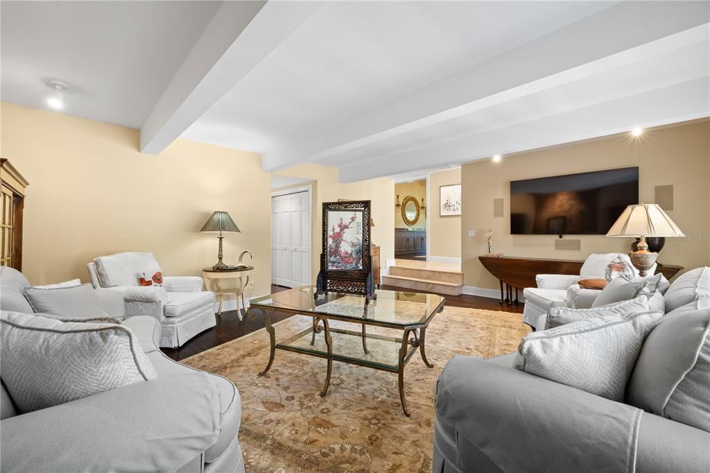 Interior, Living room, Recessed Lighting, Wood Texture Flooring