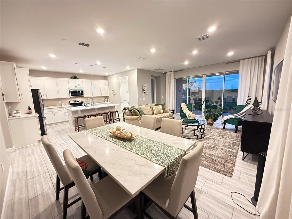 Dining room, Interior, Kitchen, Living room, Pendant Lights, Recessed Lighting, Stainless Steel Appliances