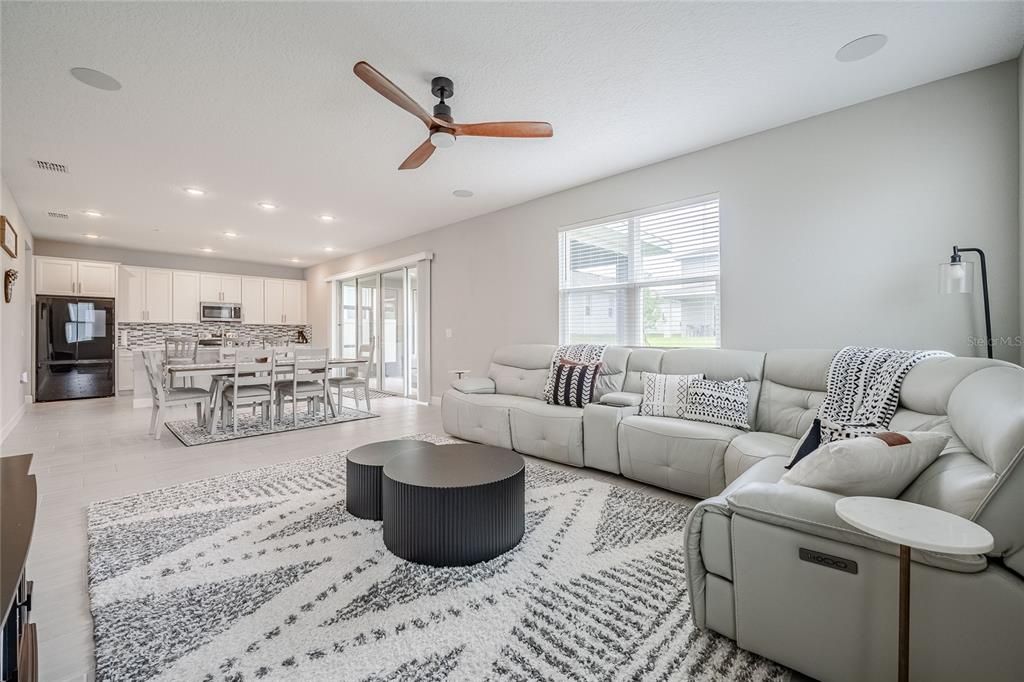 Dining room, Interior, Kitchen, Living room, Recessed Lighting
