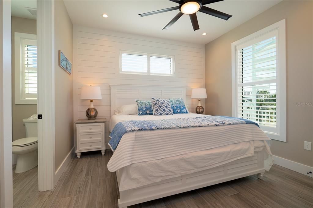 Bathroom, Bedroom, Interior, Recessed Lighting, Wood Texture Flooring