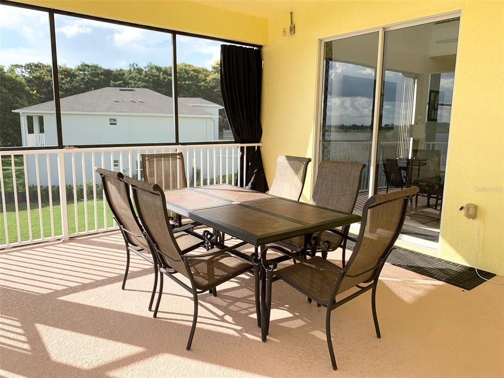 Dining room, Interior