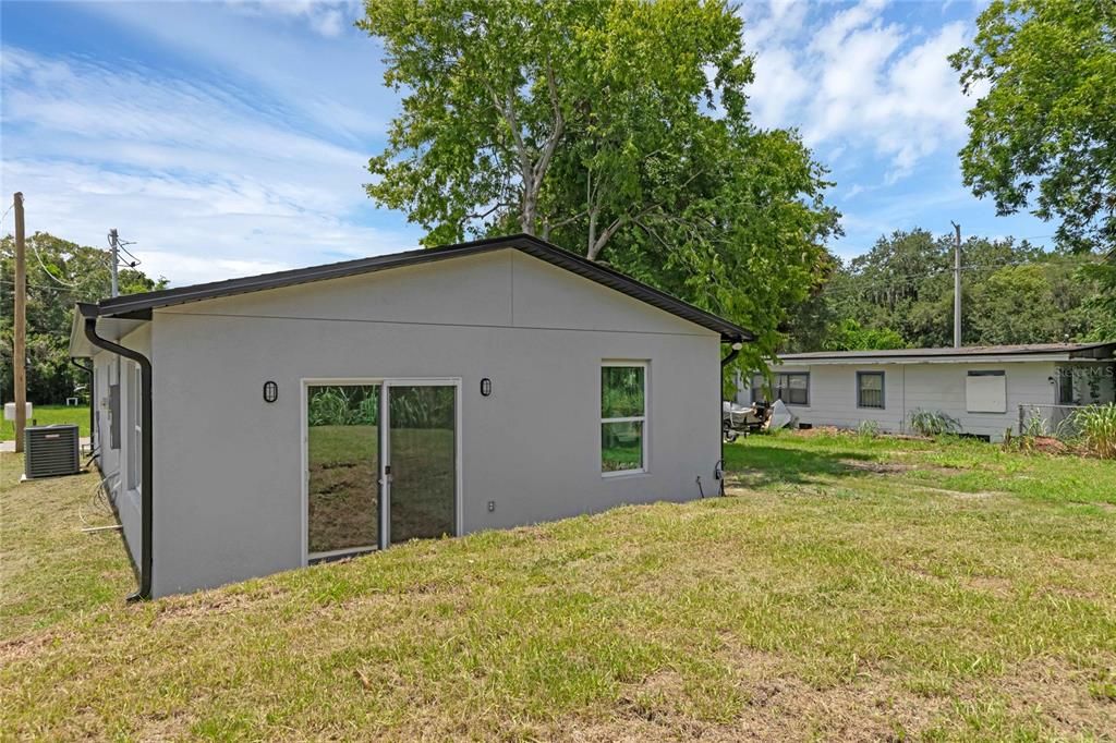 Backyard, Exterior