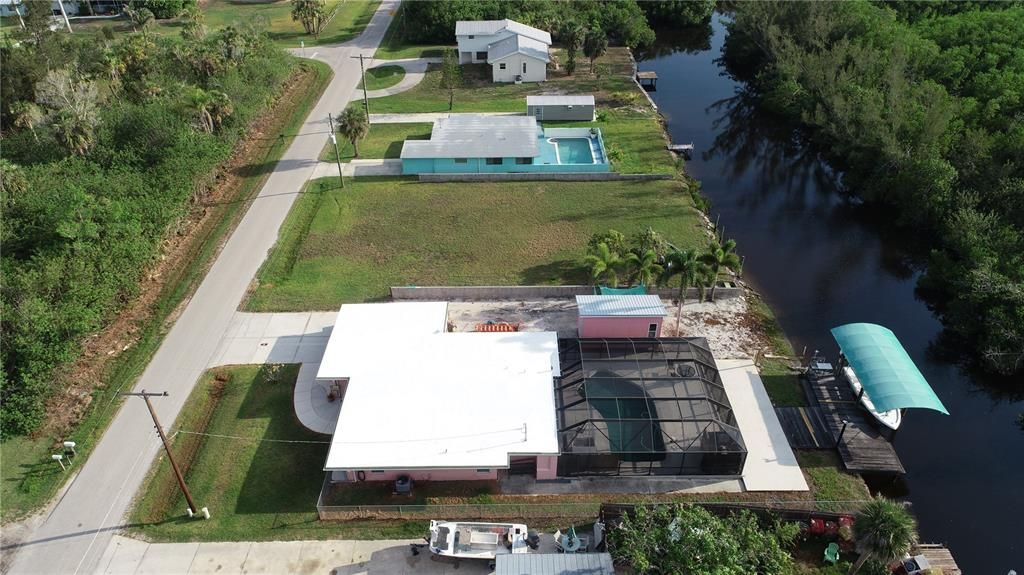 Exterior, Drone