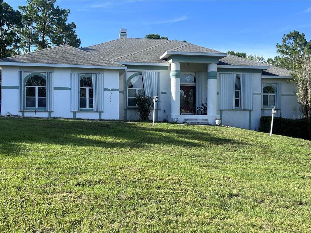 Backyard, Exterior, Facade, Ranch