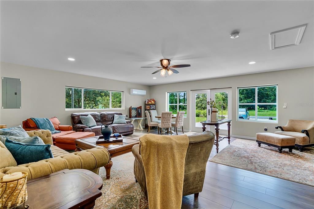 Dining room, Interior, Living room, Recessed Lighting, Wood Texture Flooring