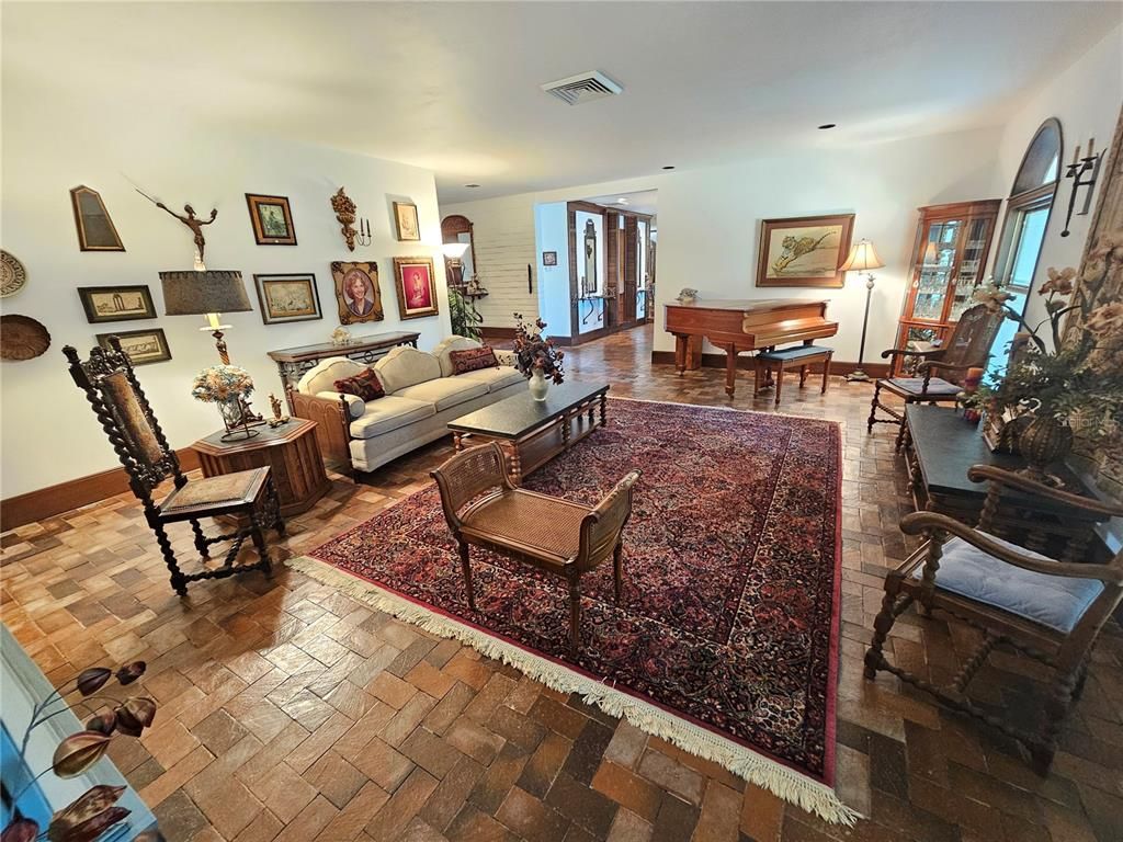 Dining room, Interior, Living room, Piano