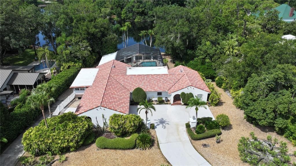 Exterior, Drone