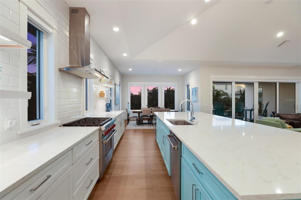 Dining room, Interior, Kitchen, Recessed Lighting, Stainless Steel Appliances, Wood Texture Flooring