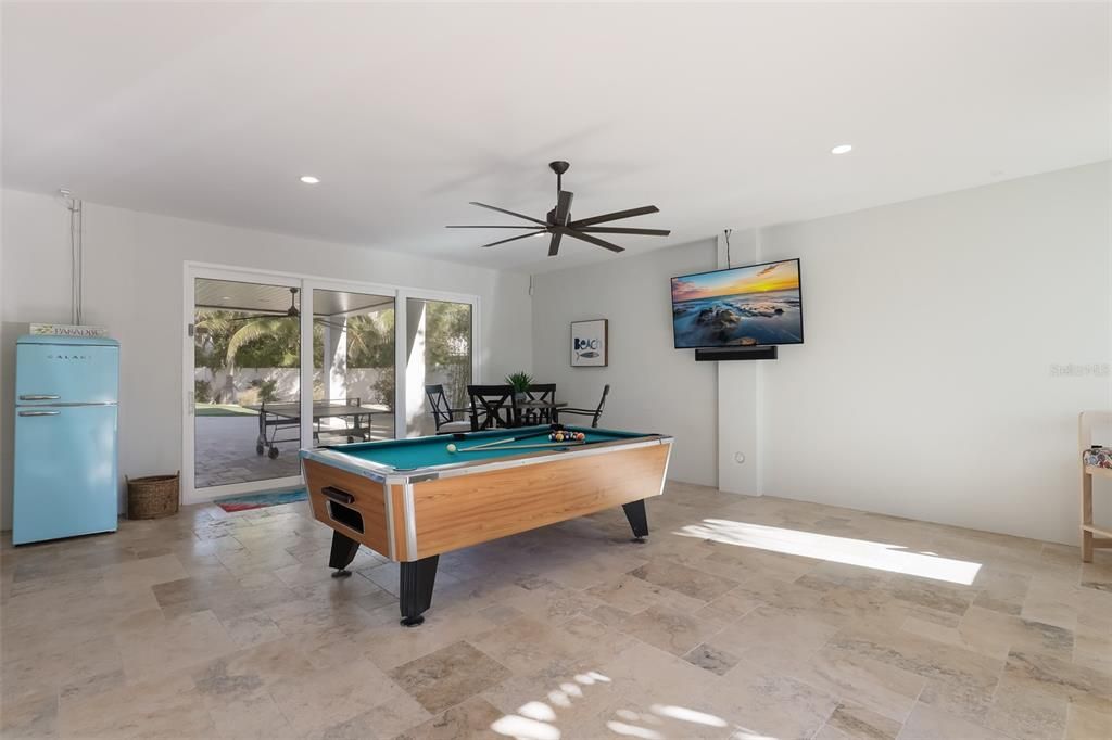 Billiard Table, Game Room, Interior, Recessed Lighting